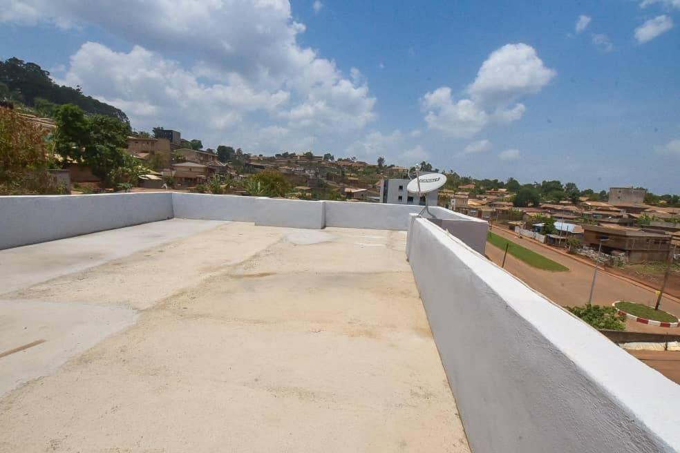 Appartements Neuf De Haut Standing Dm & Ng A Bafoussam Luaran gambar